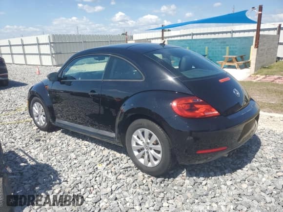 ✅ 2015 Volkswagen Beetle Fleet Edition • VIN: 3VWF17AT1FM635708 • Lot: 57883595. Listed on Copart with 90,937 mi. Free auction sales archive from the USA and detailed vehicle history report at DreamBid. Image 2.