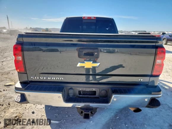 ✅ 2018 Chevrolet Silverado 2500HD LT • VIN: 1GC1KVEG4JF137569 • Lot: 92536585. Listed on Copart with 101,577 mi. Free auction sales archive from the USA and detailed vehicle history report at DreamBid. Image 6.