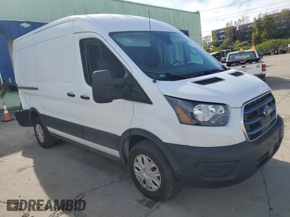 ✅ 2023 Ford E-Transit Cargo • VIN: 1FTBW9CK7PKA43922 • Lot: 93359855. Wystawiony na Copart z przebiegiem 6 904 mil. Bezpłatny archiwum sprzedaży aukcyjnych z USA i szczegółowy raport historii pojazdu na DreamBid. Zdjęcie 4.