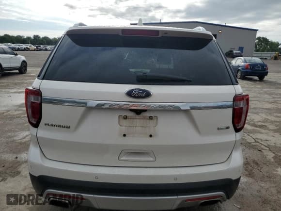✅ 2016 Ford Explorer Platinum • VIN: 1FM5K8HT3GGC30965 • Lot: 58735995. Listed on Copart with 105,703 mi. Free auction sales archive from the USA and detailed vehicle history report at DreamBid. Image 6.