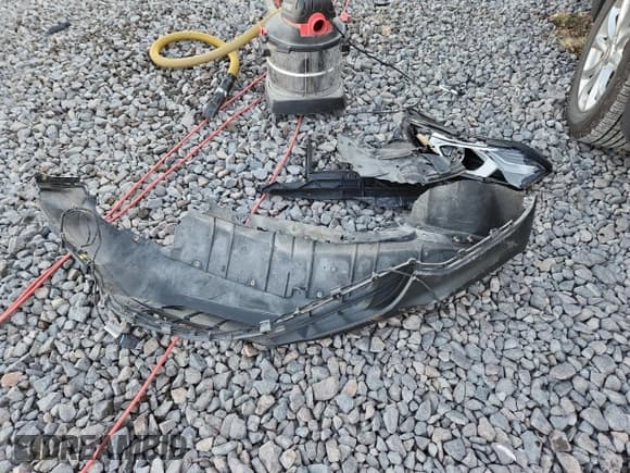 ✅ 2021 Chevrolet Equinox LT • VIN: 2GNAXKEV7M6102562 • Lot: 91629835. Wystawiony na Copart z przebiegiem 94 709 mil. Bezpłatny archiwum sprzedaży aukcyjnych z USA i szczegółowy raport historii pojazdu na DreamBid. Zdjęcie 13.