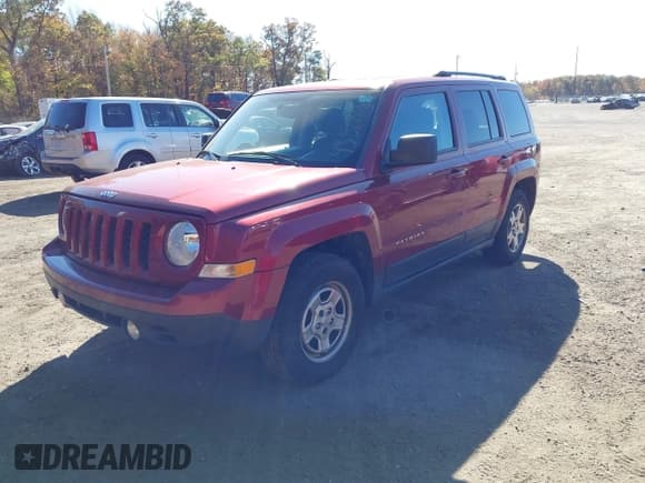 ✅ 2017 Jeep Patriot Sport • VIN: 1C4NJPBA0HD115364 • Lot: 43519928. Listed on IAAI with 197,060 mi. Free auction sales archive from the USA and detailed vehicle history report at DreamBid. Image 2.