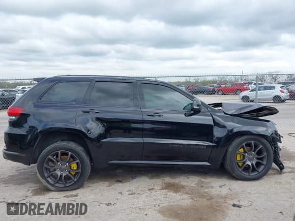✅ 2020 Jeep Grand Cherokee Overland • VIN: 1C4RJFCG8LC431009 • Lot: 41915189. Listed on IAAI with 58,669 mi. Free auction sales archive from the USA and detailed vehicle history report at DreamBid. Image 14.