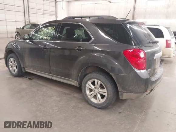 ✅ 2015 Chevrolet Equinox LT • VIN: 1GNFLFEK1FZ100571 • Lot: 43316269. Wystawiony na IAAI z przebiegiem 172 778 mil. Bezpłatny archiwum sprzedaży aukcyjnych z USA i szczegółowy raport historii pojazdu na DreamBid. Zdjęcie 3.