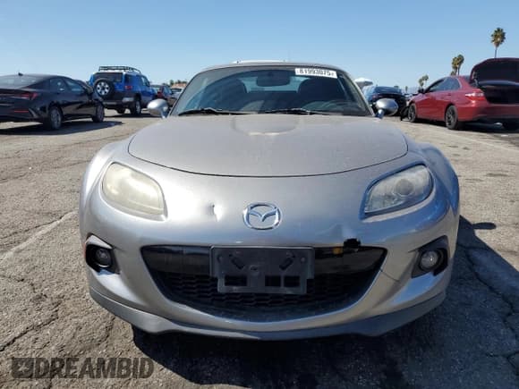 ✅ 2013 Mazda MX-5 Miata Grand Touring • VIN: JM1NC2PF4D0231105 • Lot: 81993075. Listed on Copart with 225,803 mi. Free auction sales archive from the USA and detailed vehicle history report at DreamBid. Image 5.