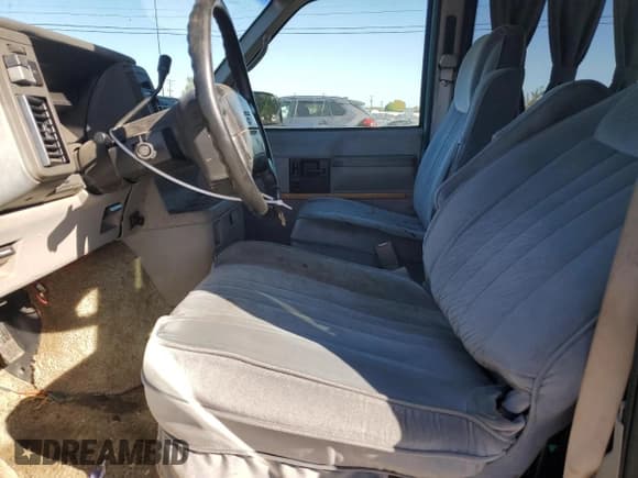 ✅ 1995 Chevrolet Astro Cargo • VIN: 1GBDM19W8SB112396 • Лот: 74824834. Опубликован ранее на Copart с пробегом Не указан. Бесплатный доступ к архиву аукционных продаж из США и подробный отчёт об истории автомобиля на DreamBid. Изображение 7.