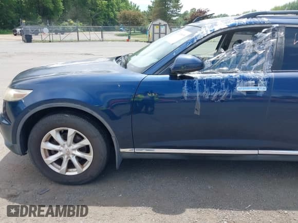 ✅ 2006 Infiniti FX • VIN: JNRAS08WX6X204392 • Lot: 42635609. Wystawiony na IAAI z przebiegiem 207 781 mil. Bezpłatny archiwum sprzedaży aukcyjnych z USA i szczegółowy raport historii pojazdu na DreamBid. Zdjęcie 6.