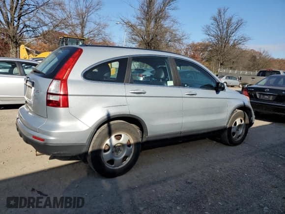 ✅ 2011 Honda CR-V LX • VIN: 5J6RE4H34BL015031 • Lot: 92260105. Listed on Copart with 221,714 mi. Free auction sales archive from the USA and detailed vehicle history report at DreamBid. Image 3.