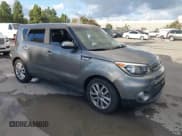 ✅ 2018 Kia Soul + • VIN: KNDJP3A56J7580293 • Лот: 43721761. Опубликован ранее на IAAI с пробегом 126 543 миль. Бесплатный доступ к архиву аукционных продаж из США и подробный отчёт об истории автомобиля на DreamBid. Изображение 1.