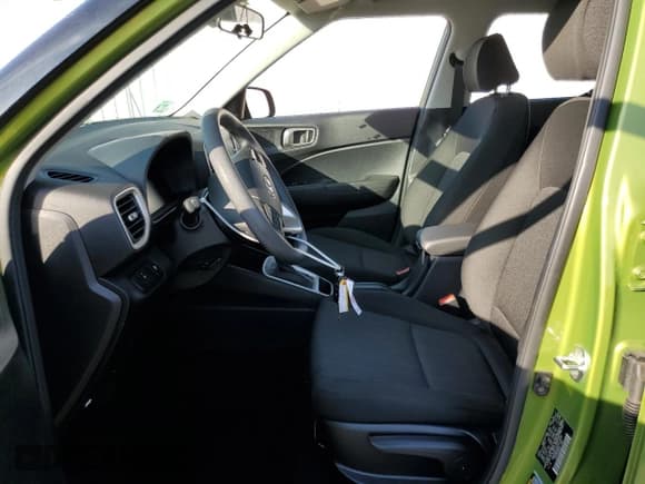 ✅ 2023 Hyundai Venue SE • VIN: KMHRB8A36PU213932 • Lot: 83419114. Listed on Copart with 5,480 mi. Free auction sales archive from the USA and detailed vehicle history report at DreamBid. Image 7.