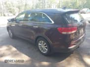 ✅ 2017 Kia Sorento LX • VIN: 5XYPGDA3XHG220018 • Lot: 43156240. Listed on IAAI with 141,750 mi. Free auction sales archive from the USA and detailed vehicle history report at DreamBid. Image 3.