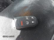 ✅ 2015 Jeep Grand Cherokee Overland • VIN: 1C4RJFCGXFC113610 • Лот: 42161275. Опубликован ранее на IAAI с пробегом 97 553 миль. Бесплатный доступ к архиву аукционных продаж из США и подробный отчёт об истории автомобиля на DreamBid. Изображение 11.