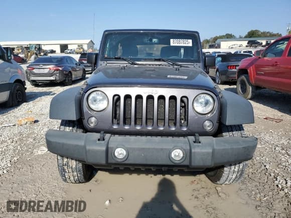 ✅ 2017 Jeep Wrangler Unlimited Sport • VIN: 1C4BJWDG7HL692509 • Lot: 87087825. Wystawiony na Copart z przebiegiem 101 537 mil. Bezpłatny archiwum sprzedaży aukcyjnych z USA i szczegółowy raport historii pojazdu na DreamBid. Zdjęcie 5.