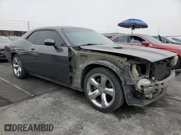 ✅ 2013 Dodge Challenger SXT • VIN: 2C3CDYAG5DH610705 • Lot: 83704504. Wystawiony na Copart z przebiegiem 209 106 mil. Bezpłatny archiwum sprzedaży aukcyjnych z USA i szczegółowy raport historii pojazdu na DreamBid. Zdjęcie 4.