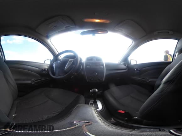 ✅ 2015 Nissan Versa S Plus • VIN: 3N1CN7AP3FL884243 • Lot: 43685905. Wystawiony na IAAI z przebiegiem 168 791 mil. Bezpłatny archiwum sprzedaży aukcyjnych z USA i szczegółowy raport historii pojazdu na DreamBid. Zdjęcie 18.