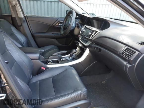 ✅ 2015 Honda Accord EX-L • VIN: 1HGCR6F56FA004180 • Lot: 43094330. Wystawiony na IAAI z przebiegiem 209 598 mil. Bezpłatny archiwum sprzedaży aukcyjnych z USA i szczegółowy raport historii pojazdu na DreamBid. Zdjęcie 5.