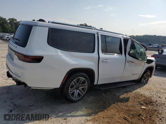 ✅ 2024 Jeep Wagoneer Series II • VIN: 1C4SJRBP8RS135281 • Лот: 64011725. Опубликован ранее на Copart с пробегом Не указан. Бесплатный доступ к архиву аукционных продаж из США и подробный отчёт об истории автомобиля на DreamBid. Изображение 3.