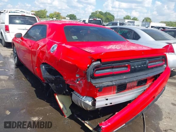 ✅ 2022 Dodge Challenger GT • VIN: 2C3CDZJG4NH211808 • Lot: 43267437. Listed on IAAI with 46,585 mi. Free auction sales archive from the USA and detailed vehicle history report at DreamBid. Image 3.