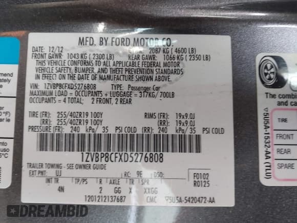 ✅ 2013 Ford Mustang GT Premium • VIN: 1ZVBP8CFXD5276808 • Lot: 43799759. Wystawiony na IAAI z przebiegiem 197 088 mil. Bezpłatny archiwum sprzedaży aukcyjnych z USA i szczegółowy raport historii pojazdu na DreamBid. Zdjęcie 8.