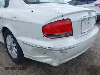 2004 Hyundai Sonata GLS z VIN KMHWF35H14A996574, wystawiony jako IAAI lot #42458020 z przebiegiem 167 012 mil mil oraz . Historia ofert i sprzedaży dostępna na DreamBid. Obrazek 6.