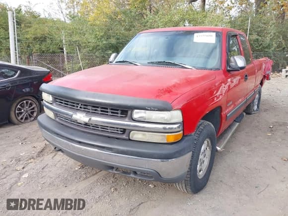 ✅ 1999 Chevrolet Silverado 1500 LS • VIN: 2GCEK19T8X1254749 • Lot: 43555608. Listed on IAAI with Not provided. Free auction sales archive from the USA and detailed vehicle history report at DreamBid. Image 2.