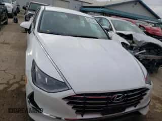 2020 Hyundai Sonata SE с VIN 5NPEG4JA4LH028603, выставлен на аукционе Copart как лот 68013702 с пробегом 37 811 миль миль и . История ставок и продаж доступна на DreamBid. Изображение 5.