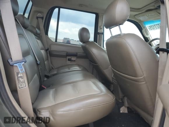 ✅ 2003 Ford Explorer Sport Trac XLS • VIN: 1FMZU77E23UA99709 • Lot: 71023125. Listed on Copart with 143,226 mi. Free auction sales archive from the USA and detailed vehicle history report at DreamBid. Image 10.