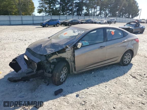 ✅ 2013 Hyundai Accent GLS • VIN: KMHCT4AE2DU487850 • Лот: 82547585. Опубликован ранее на Copart с пробегом 220 613 миль. Бесплатный доступ к архиву аукционных продаж из США и подробный отчёт об истории автомобиля на DreamBid. Изображение 1.