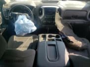 ✅ 2019 Chevrolet Silverado 1500 LT • VIN: 1GCRYDEKXKZ381565 • Lot: 59903965. Wystawiony na Copart z przebiegiem 93 764 mil. Bezpłatny archiwum sprzedaży aukcyjnych z USA i szczegółowy raport historii pojazdu na DreamBid. Zdjęcie 8.