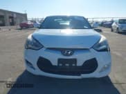 ✅ 2014 Hyundai Veloster • VIN: KMHTC6AD7EU186009 • Lot: 41346821. Wystawiony na IAAI z przebiegiem 59 185 mil. Bezpłatny archiwum sprzedaży aukcyjnych z USA i szczegółowy raport historii pojazdu na DreamBid. Zdjęcie 12.