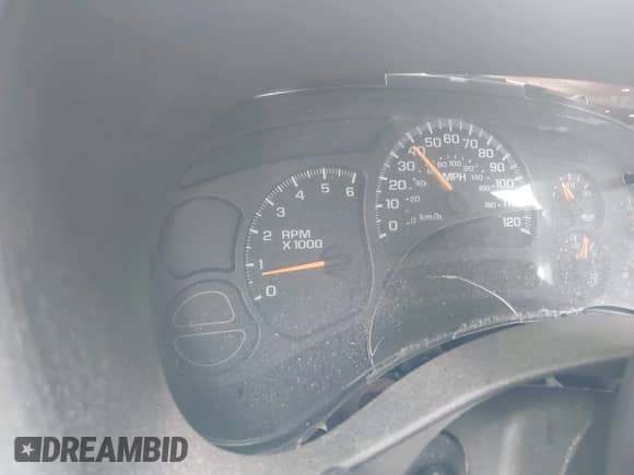 2004 Chevrolet Silverado 1500 Z71 with VIN 2GCEK13T141319493, listed as a IAAI auction lot 43398096 with Not provided miles and . Bid and sale history available at DreamBid. Image 7.