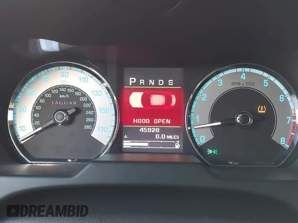 ✅ 2011 Jaguar XF Premium • VIN: SAJWA0GB4BLR84724 • Lot: 43712592. Listed on IAAI with 45,928 mi. Free auction sales archive from the USA and detailed vehicle history report at DreamBid. Image 7.