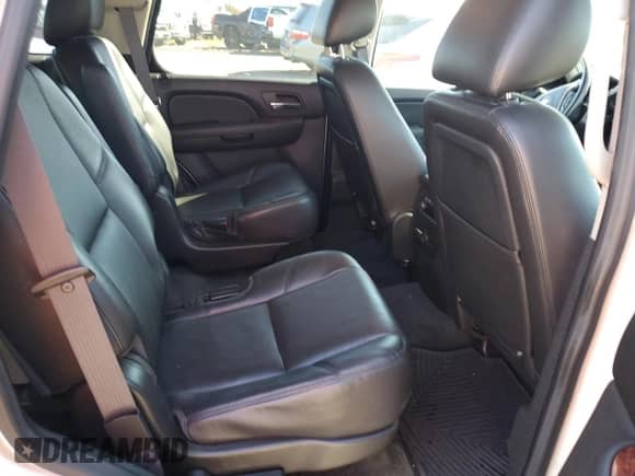 2013 Chevrolet Tahoe LTZ with VIN 1GNSKCE09DR110650, listed as a Copart auction lot 82342915 with 107,934 mi miles and Clean title. Bid and sale history available at DreamBid. Image 11.