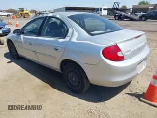 2000 Dodge Neon Highline z VIN 1B3ES46C4YD556519, wystawiony jako IAAI lot #42348856 z przebiegiem 183 923 mil mil oraz . Historia ofert i sprzedaży dostępna na DreamBid. Obrazek 3.