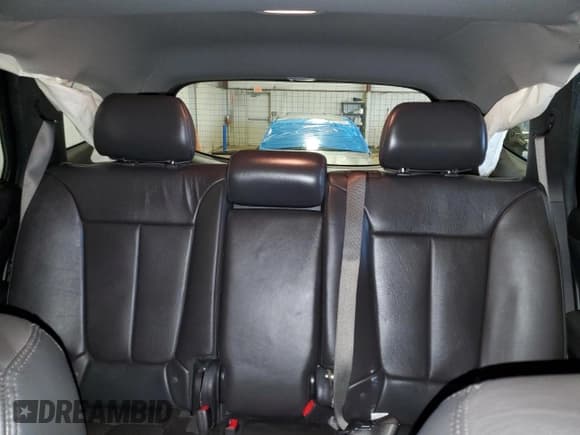 ✅ 2012 Hyundai Santa Fe Limited • VIN: 5XYZKDAG1CG109277 • Lot: 87080084. Listed on Copart with 86,219 mi. Free auction sales archive from the USA and detailed vehicle history report at DreamBid. Image 10.