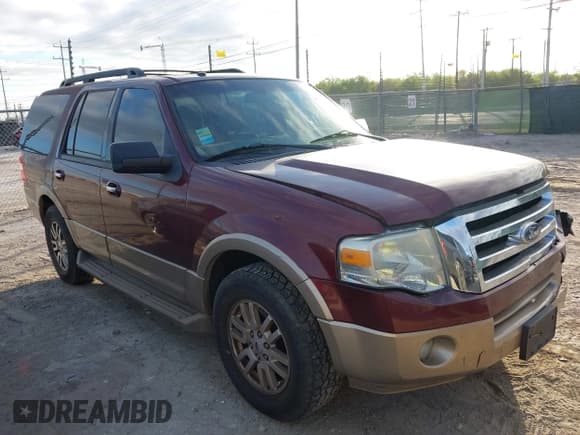 ✅ 2012 Ford Expedition XLT • VIN: 1FMJU1H57CEF09858 • Lot: 43418397. Listed on IAAI with 201,229 mi. Free auction sales archive from the USA and detailed vehicle history report at DreamBid. Image 1.