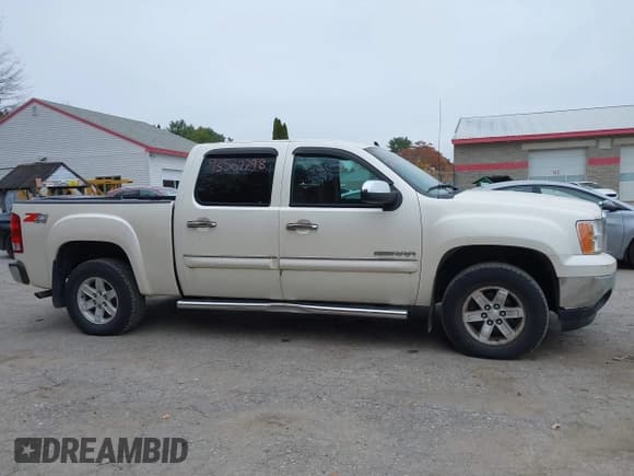 ✅ 2013 GMC Sierra 1500 SLE • VIN: 3GTP2VE70DG301560 • Лот: 43567798. Опубликован ранее на IAAI с пробегом 147 389 миль. Бесплатный доступ к архиву аукционных продаж из США и подробный отчёт об истории автомобиля на DreamBid. Изображение 13.