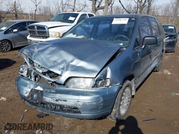 ✅ 1996 Honda Odyssey LX • VIN: JHMRA1867TC007760 • Lot: 41590730. Listed on IAAI with 155,402 mi. Free auction sales archive from the USA and detailed vehicle history report at DreamBid. Image 17.