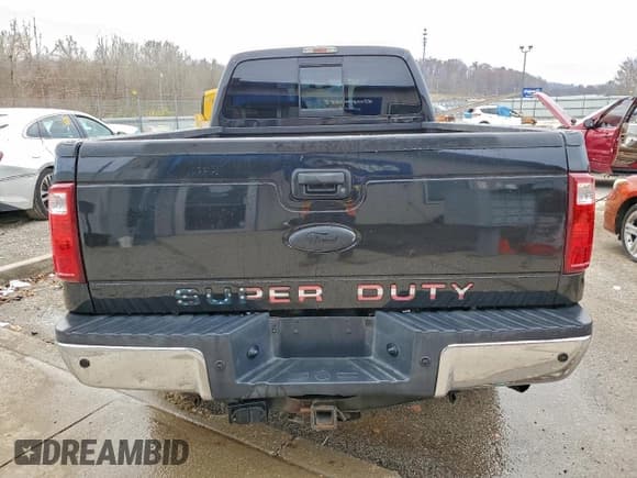 ✅ 2012 Ford F-250 Lariat • VIN: 1FT7W2BT5CED05128 • Lot: 92630475. Listed on Copart with 218,559 mi. Free auction sales archive from the USA and detailed vehicle history report at DreamBid. Image 6.