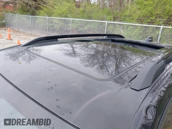 ✅ 2025 Chevrolet Equinox FWD LT • VIN: 3GNAXHEG4SL103858 • Lot: 42014156. Wystawiony na IAAI z przebiegiem 4 156 mil. Bezpłatny archiwum sprzedaży aukcyjnych z USA i szczegółowy raport historii pojazdu na DreamBid. Zdjęcie 19.