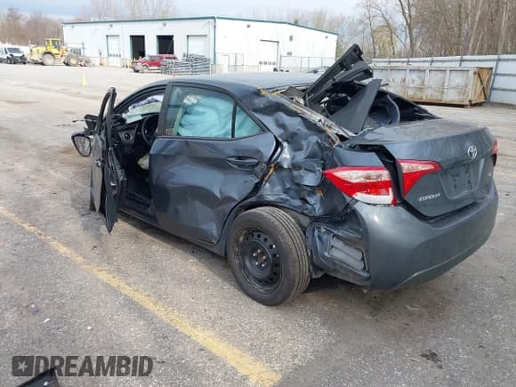 ✅ 2018 Toyota Corolla L • VIN: 2T1BURHE4JC081237 • Lot: 42026419. Listed on IAAI with Not provided. Free auction sales archive from the USA and detailed vehicle history report at DreamBid. Image 3.