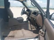 ✅ 2000 Toyota Tacoma PreRunner • VIN: 5TESN92N2YZ694029 • Lot: 43092012. Listed on IAAI with Not provided. Free auction sales archive from the USA and detailed vehicle history report at DreamBid. Image 5.