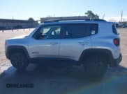 ✅ 2018 Jeep Renegade Sport • VIN: ZACCJBAB9JPH83336 • Lot: 41555991. Wystawiony na IAAI z przebiegiem 37 288 mil. Bezpłatny archiwum sprzedaży aukcyjnych z USA i szczegółowy raport historii pojazdu na DreamBid. Zdjęcie 14.