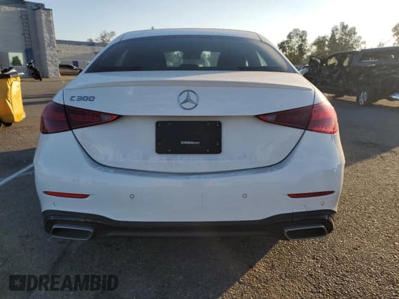 ✅ 2022 Mercedes-Benz C 300 • VIN: W1KAF4GB6NR066997 • Lot: 80751485. Wystawiony na Copart z przebiegiem 46 354 mil. Bezpłatny archiwum sprzedaży aukcyjnych z USA i szczegółowy raport historii pojazdu na DreamBid. Zdjęcie 6.