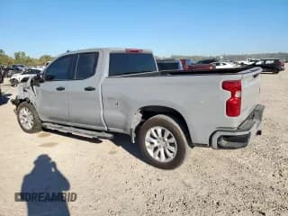 ✅ 2025 Chevrolet Silverado 1500 Custom • VIN: 1GCRABEK0SZ251397 • Lot: 91629495. Wystawiony na Copart z przebiegiem 5 794 mil. Bezpłatny archiwum sprzedaży aukcyjnych z USA i szczegółowy raport historii pojazdu na DreamBid. Zdjęcie 2.