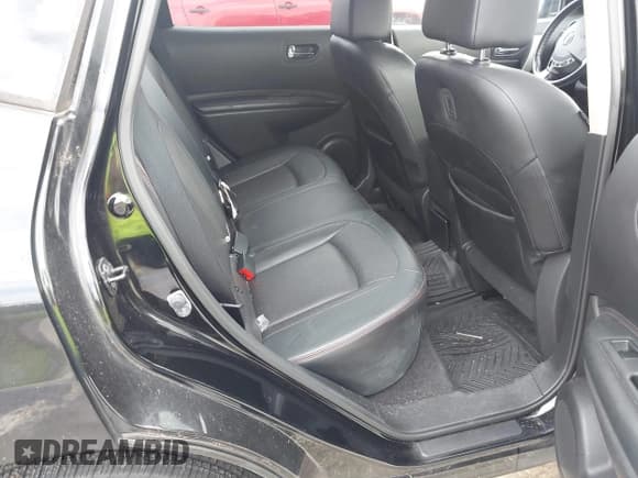 ✅ 2012 Nissan Rogue S • VIN: JN8AS5MV8CW415039 • Lot: 43167747. Wystawiony na IAAI z przebiegiem 131 130 mil. Bezpłatny archiwum sprzedaży aukcyjnych z USA i szczegółowy raport historii pojazdu na DreamBid. Zdjęcie 8.