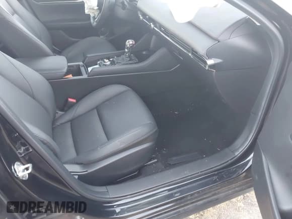 ✅ 2024 Mazda 3 S Preferred • VIN: 3MZBPACM5RM402967 • Lot: 41223664. Listed on IAAI with 12,925 mi. Free auction sales archive from the USA and detailed vehicle history report at DreamBid. Image 5.