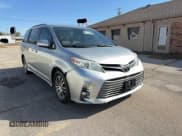 ✅ 2020 Toyota Sienna XLE • VIN: 5TDYZ3DC0LS030115 • Lot: 92075715. Wystawiony na Copart z przebiegiem 153 966 mil. Bezpłatny archiwum sprzedaży aukcyjnych z USA i szczegółowy raport historii pojazdu na DreamBid. Zdjęcie 1.