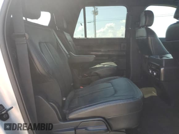 ✅ 2018 Ford Expedition Max Limited • VIN: 1FMJK1KT4JEA33952 • Lot: 68307505. Listed on Copart with 159,071 mi. Free auction sales archive from the USA and detailed vehicle history report at DreamBid. Image 10.
