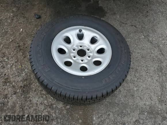 ✅ 2005 Chevrolet Silverado 1500 Work Truck • VIN: 1GCEC14X75Z138339 • Lot: 74379614. Wystawiony na Copart z przebiegiem 133 407 mil mil. Skorzystaj z bezpłatnego archiwum sprzedaży aukcyjnych z USA i zobacz szczegółowy raport historii pojazdu na DreamBid. Zdjęcie 12.